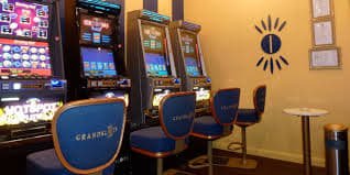 f8bet0